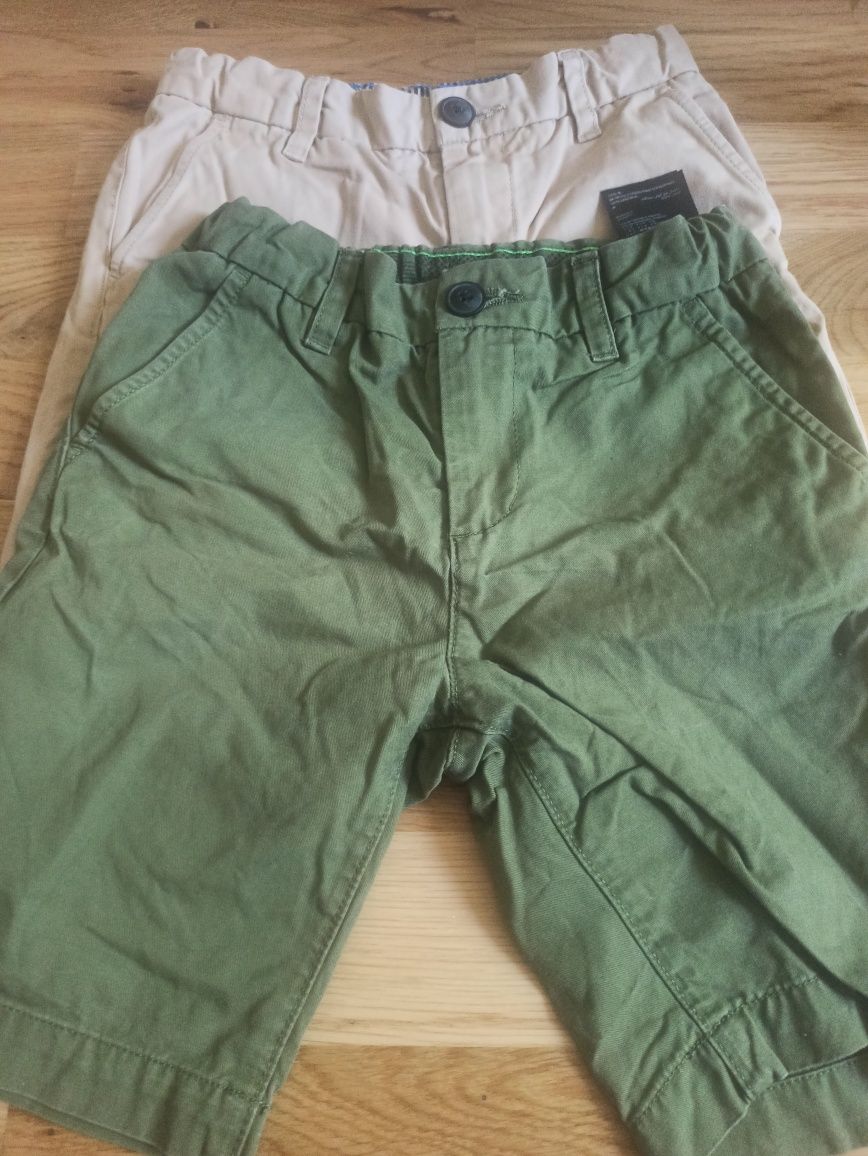 Sprzedam dwie pary krótkich spodenek H&M, r 116