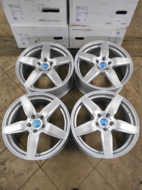 Felgi nowe aluminiowe felgi  8jx18 et57 DEZENT ttbg8sa57e 5x112 bmw  2 f45 f46 vito viano mercedes