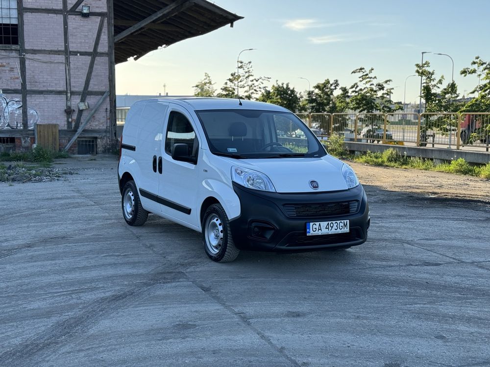 Fiat Fiorino 1.3JTD grudzień 2020r 115 tyskm 1wl Salon Pl Klimatyzacja