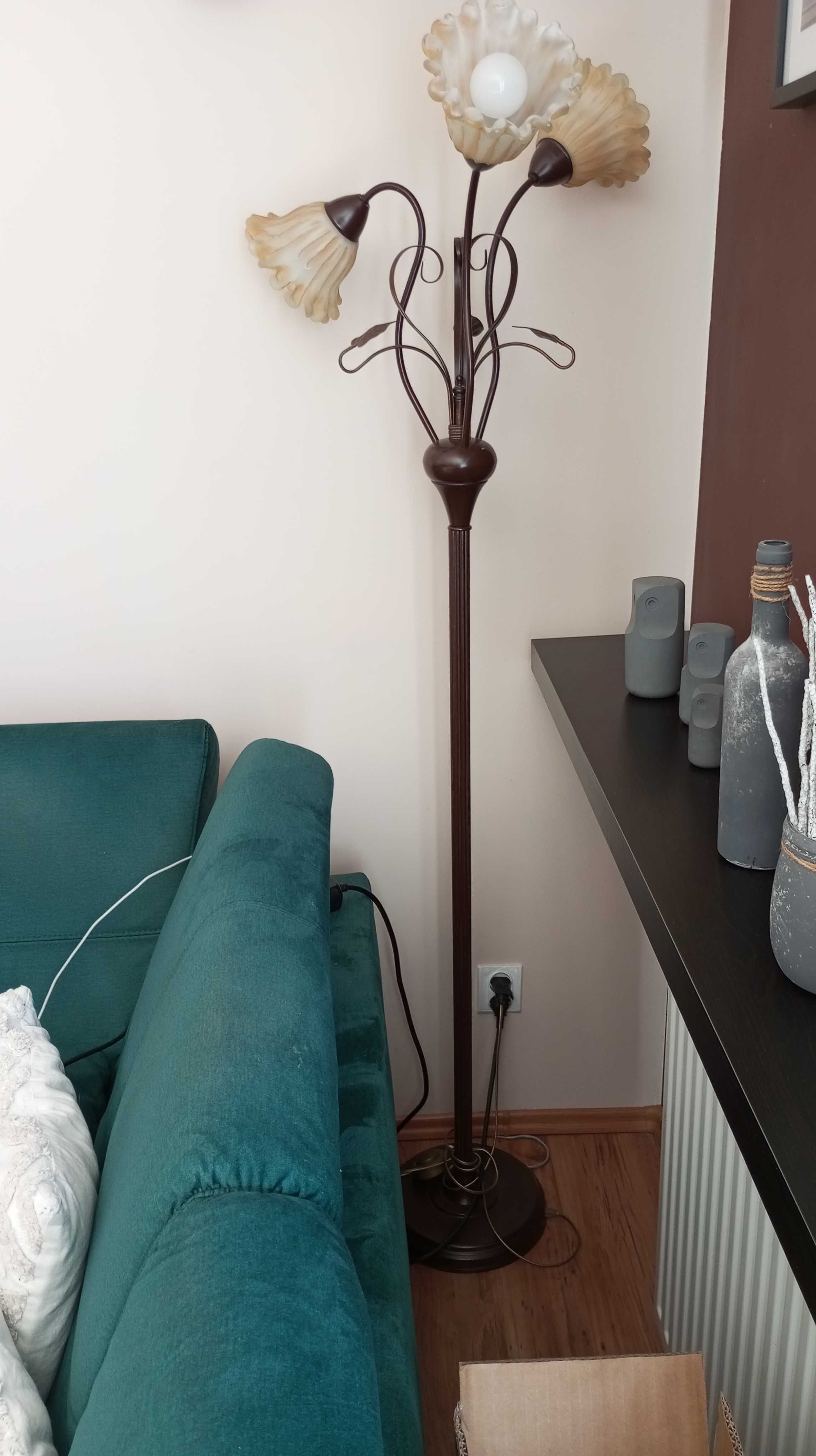 Lampy do salonu, pokoju