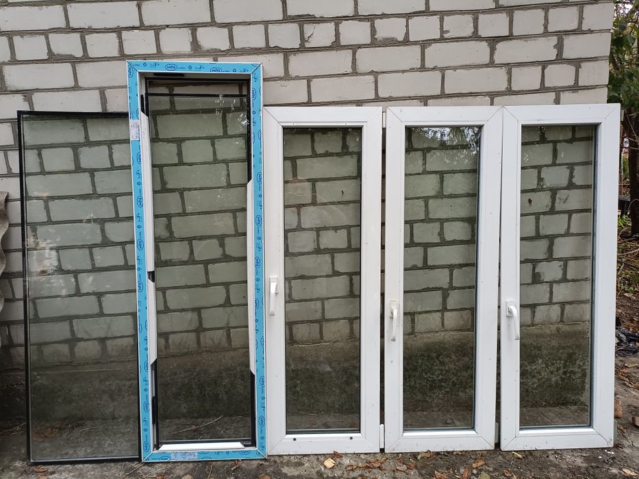 Пластиковое окно без рамы б/у 600 гр.