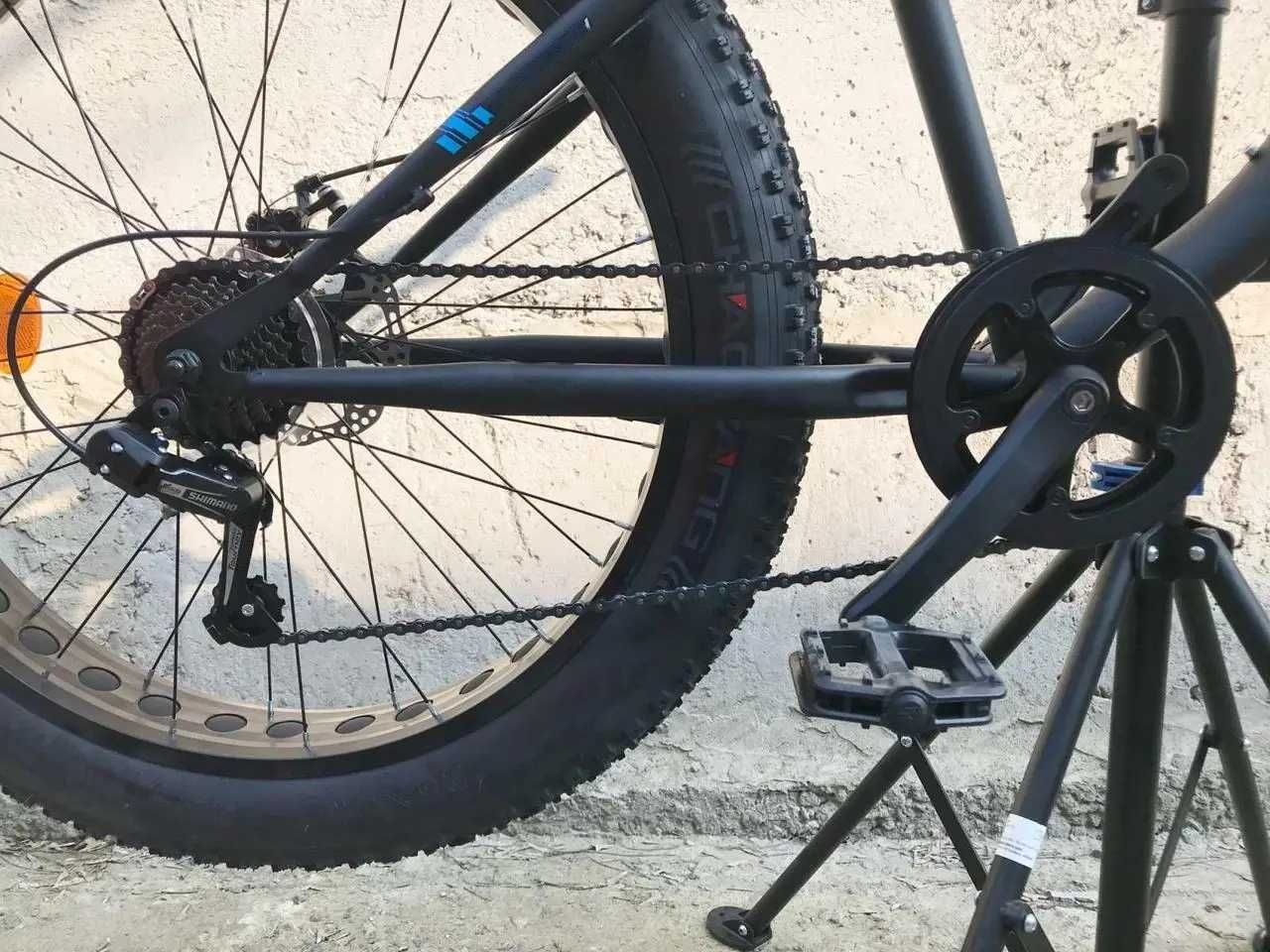 Фетбайк FATBIKE Crosser 26"/16,5 велосипед Shimano Велосипед