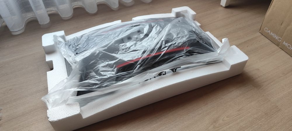 Monitor gaming KTC H27S17 curvo 27" QHD 2K 180hz