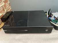 Xbox one 500gb sprzedam
