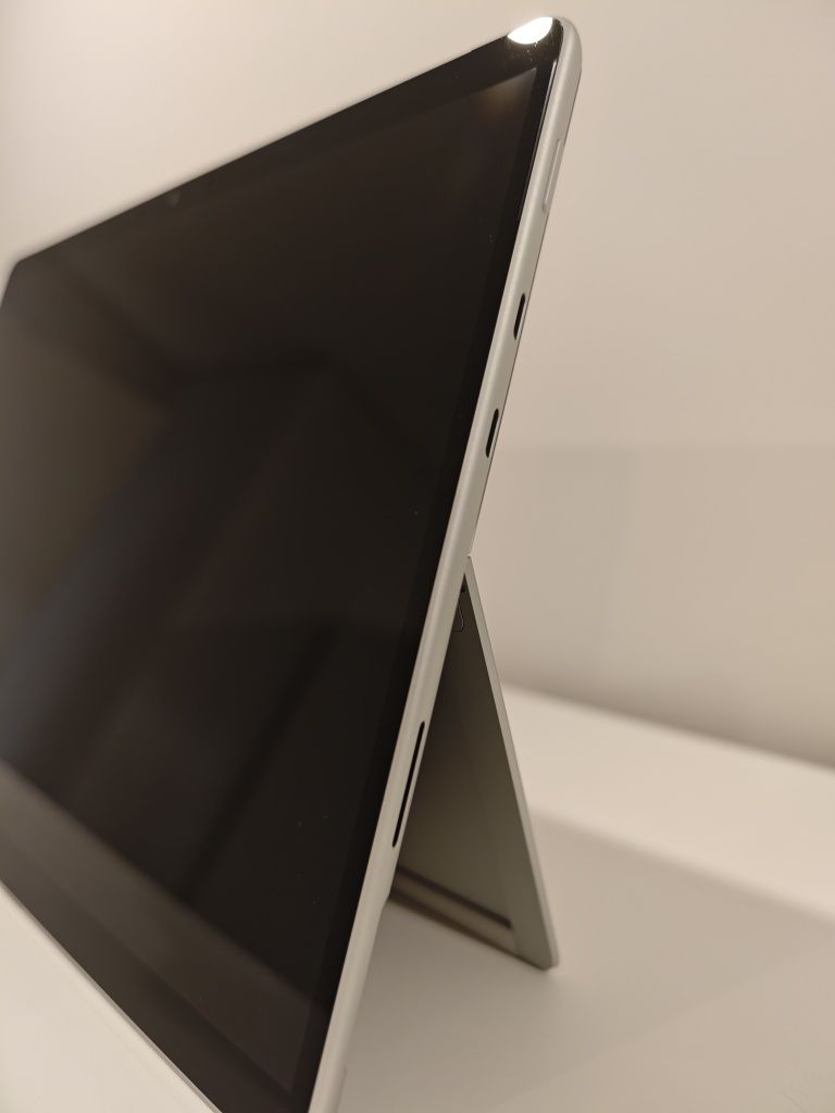 Surface Pro 8 13" I5-1135G7 8G 256 GB W 11H PLATINUM