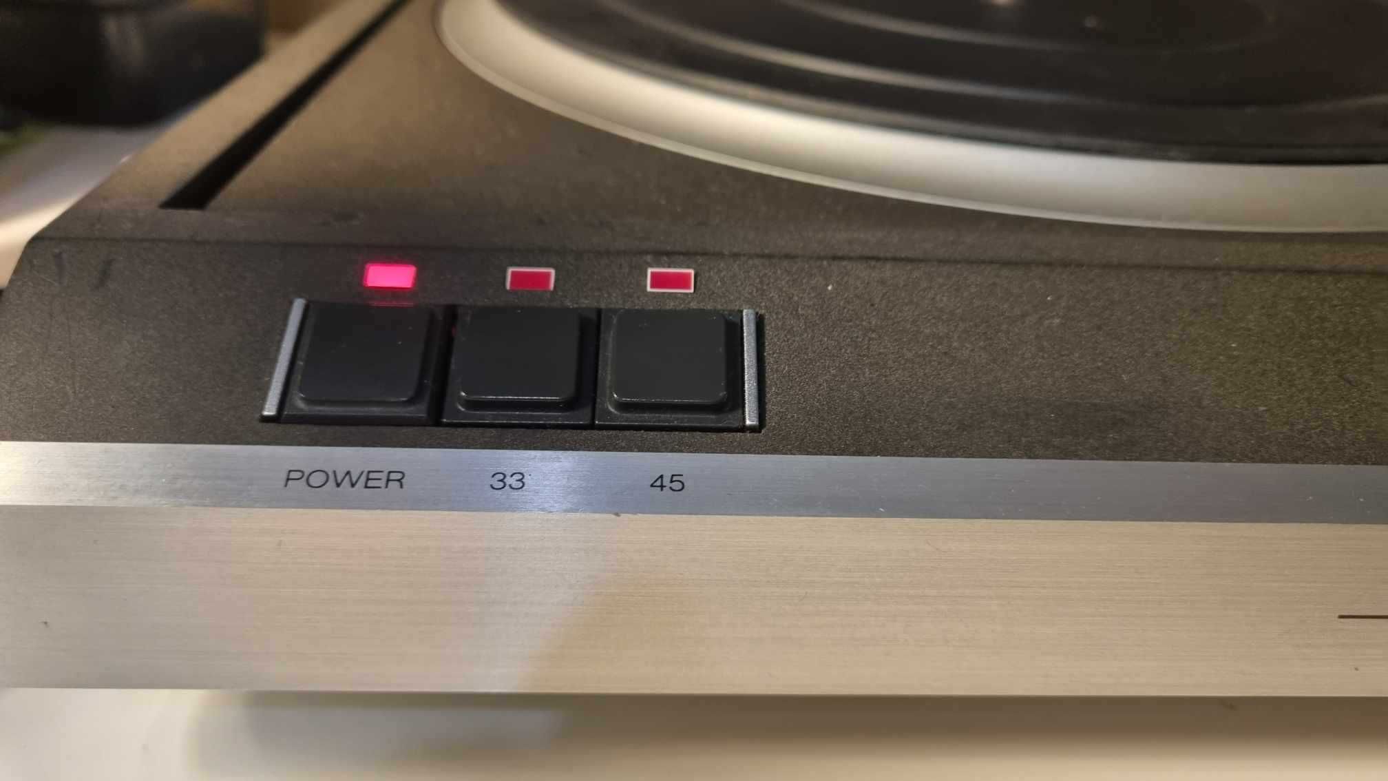 Revox B-795 – Gramofon Linear-Tracking High-End