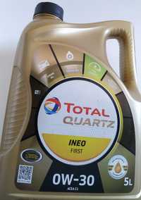 Моторне масло Total Quartz Ineo First 0W-30 5 літрів