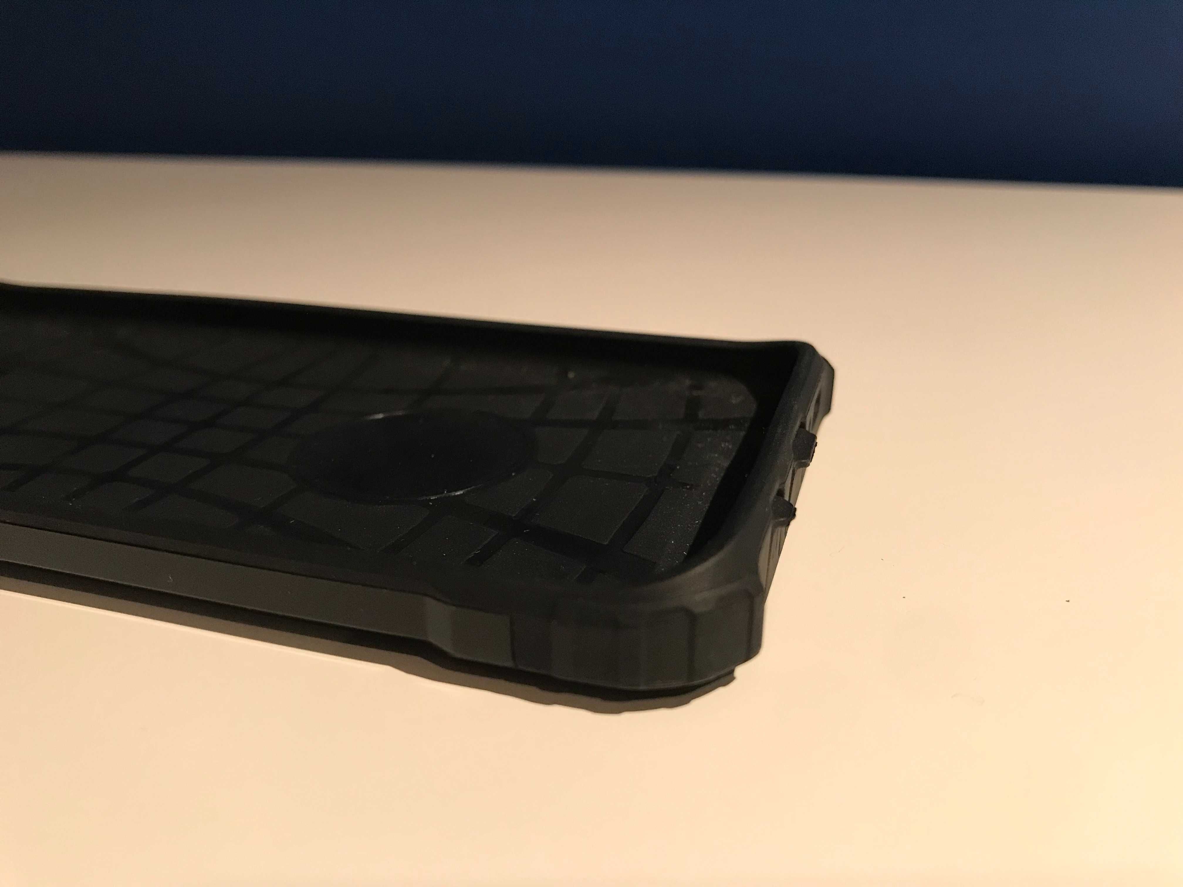 Etui na telefon komórkowy