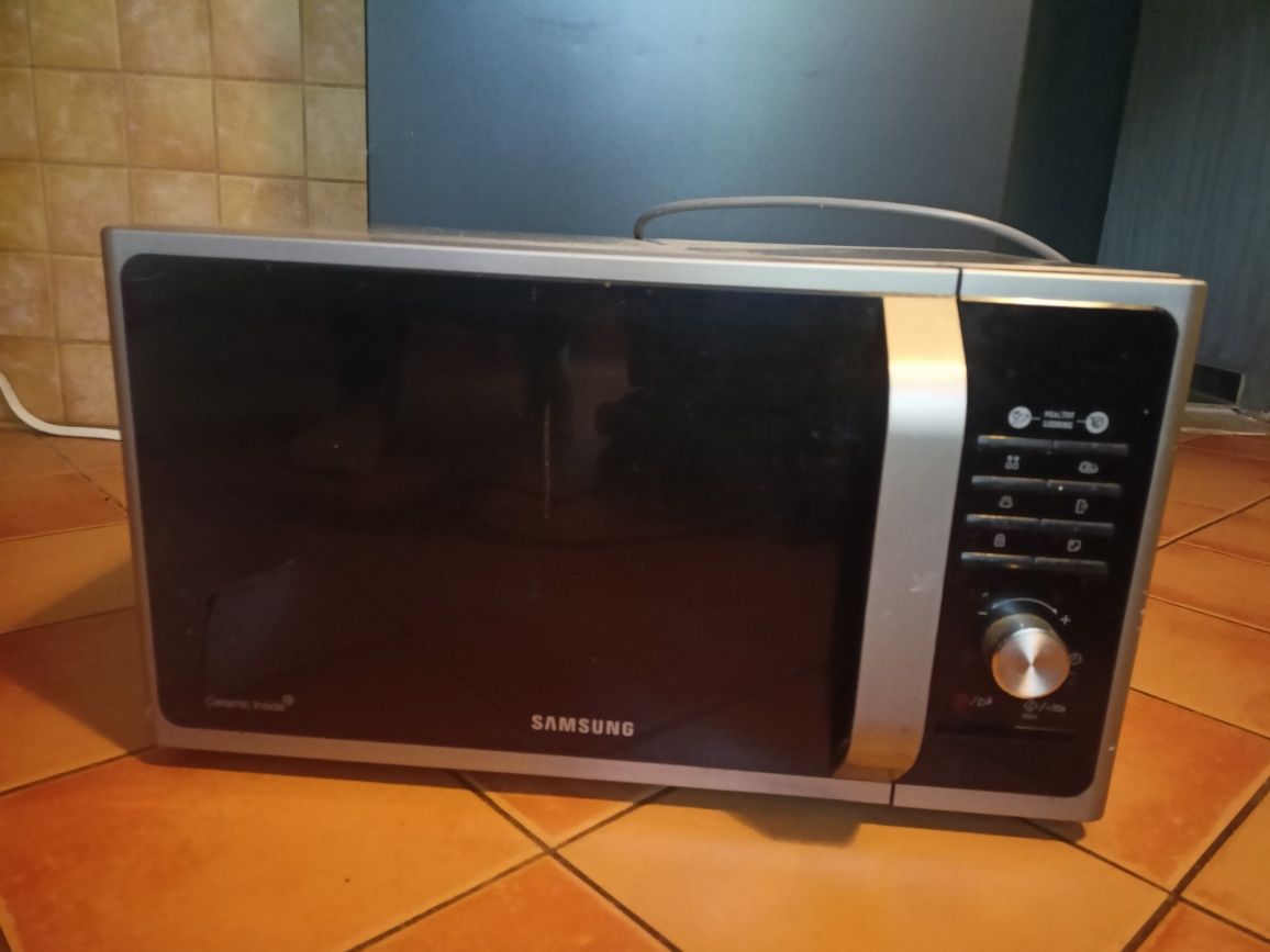Mikrofalówka samsung ms23f301tas mikofala czarna funkcja rozmrazania