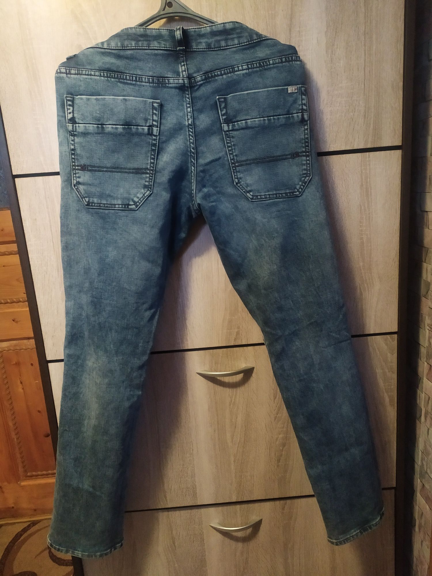 Чоловічі джинси 32-34