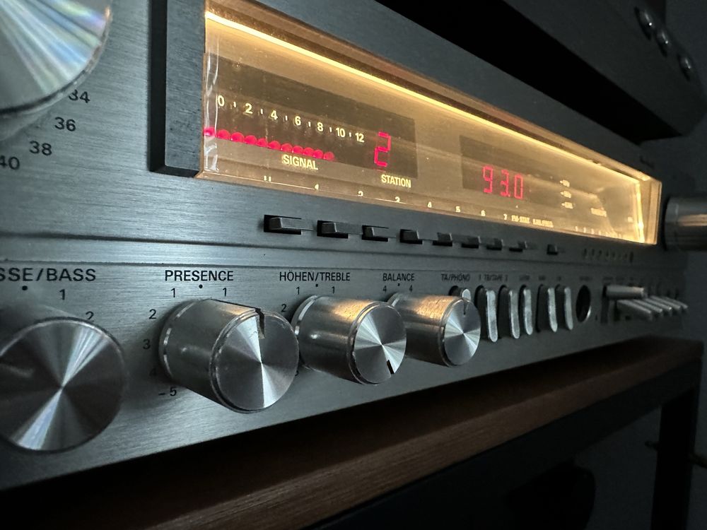 Amplituner GRUNDIG R3000