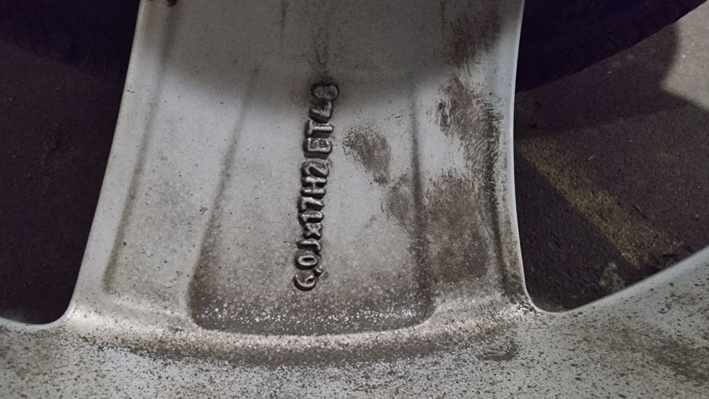 Koła zimowe 17 cali audi