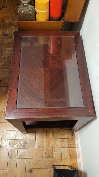 Mesa baixa de sala