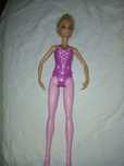 Bonecas barbie e frozen em bom estado