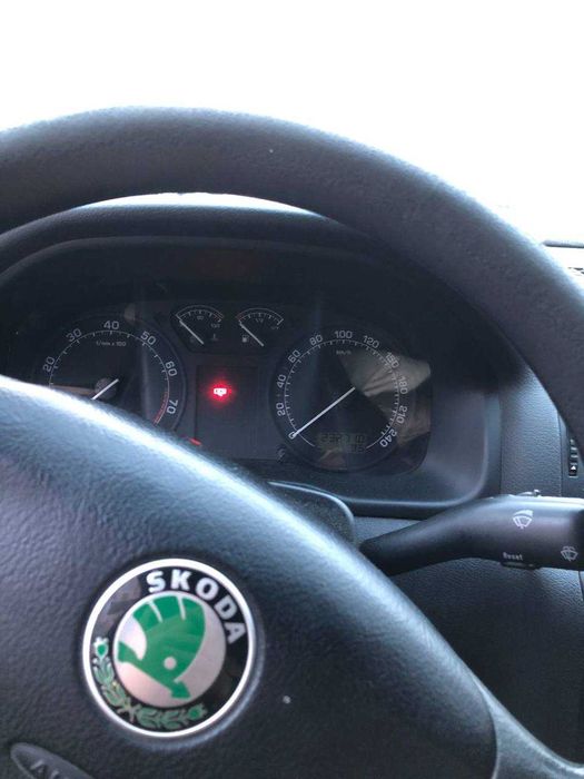 Продаю Skoda Octavia 2006 року випуску, Двигун 1.6 MPI