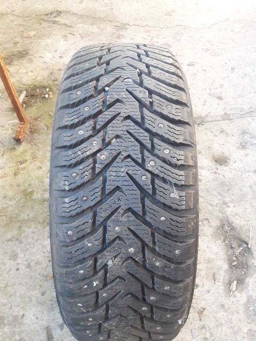 Шина nokian hakkapeliitta 215/60r17