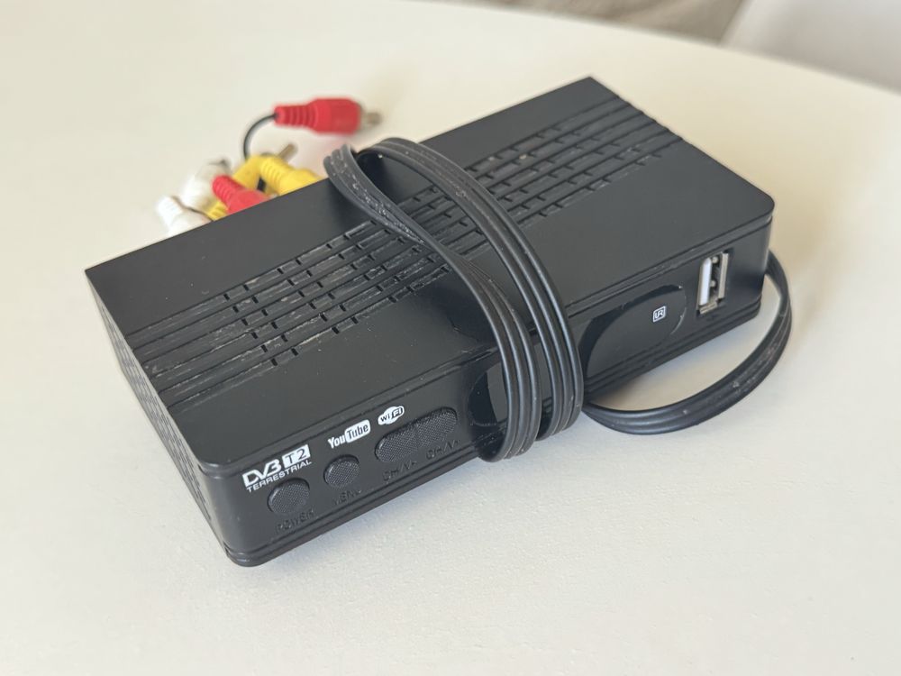 Тюнер приймач DVB-T2