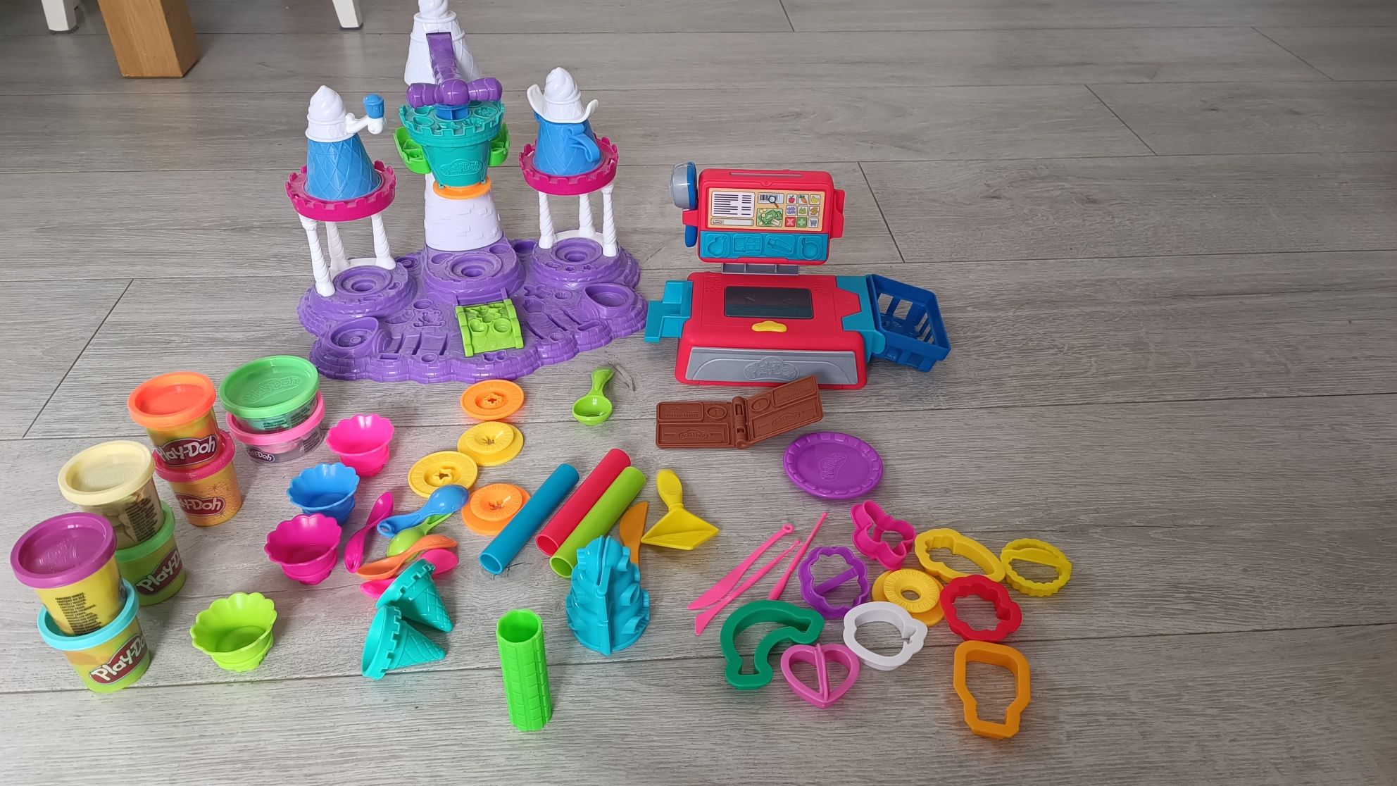 Play-Doh lodziarnia i kasa fiskalna
