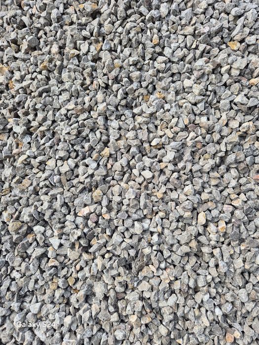 Kruszywo, piach pod fundamenty