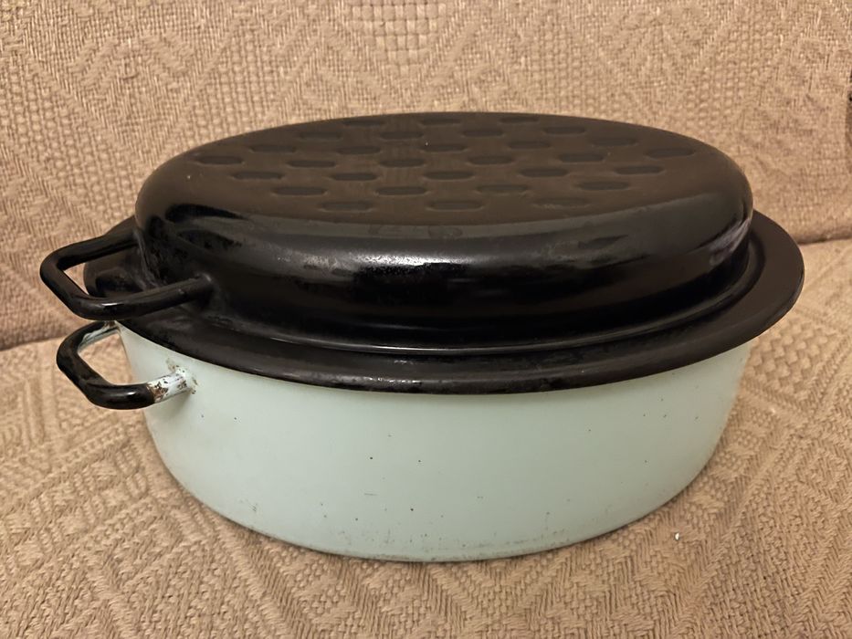 Gęsiarka, duży żeliwny garnek retro PRL