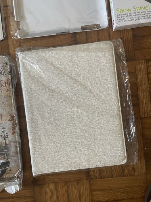 Capas para iPad 9,7”novas