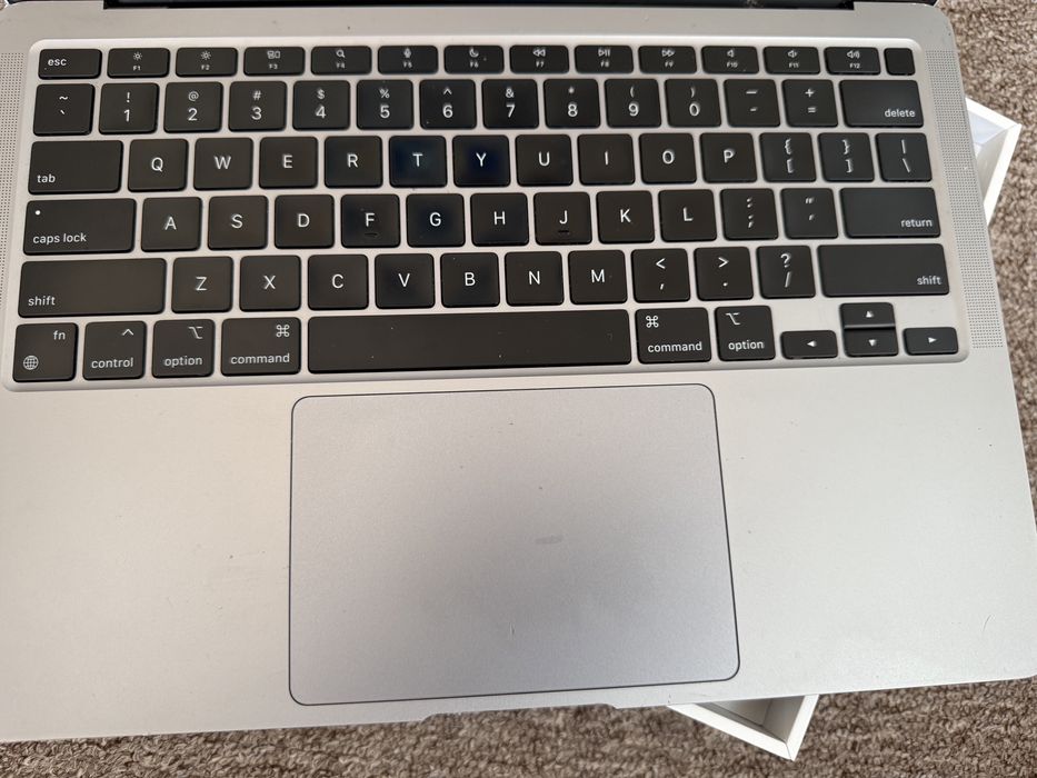 Macbook air 13 M1 8gb 266gb ssd space grey коробка комплект 400$