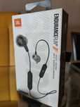 Auriculares desportivos JBL
