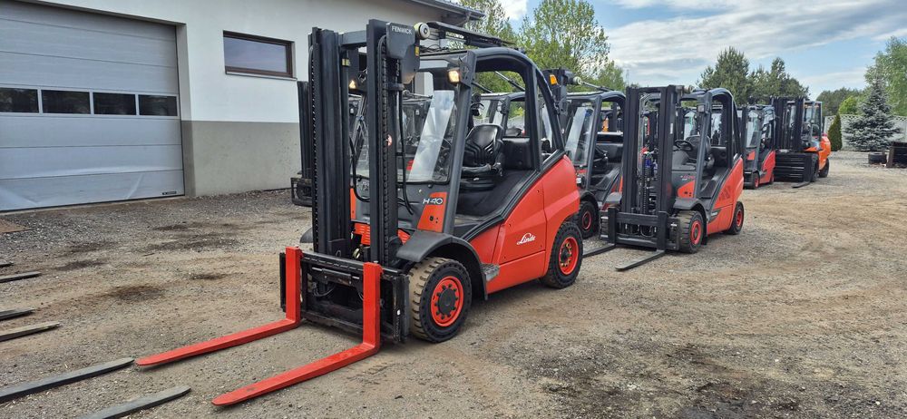 Linde H40D - Diesel - 4 sekcje - Nowe Łańcuchy / Przesuw.  Stan BDB