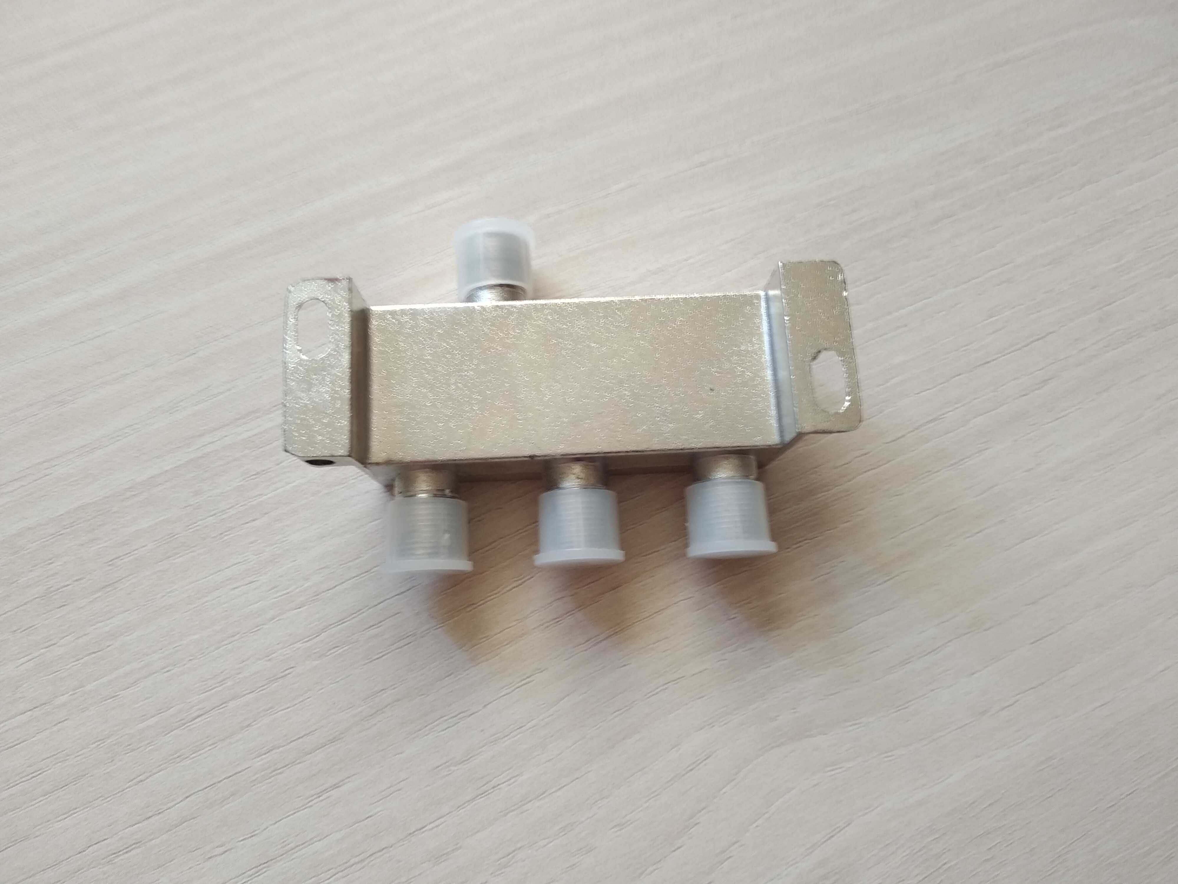 Splitter 3-WAY Eurosky 5-2500 MHz розгалужувач, делитель, разветвитель