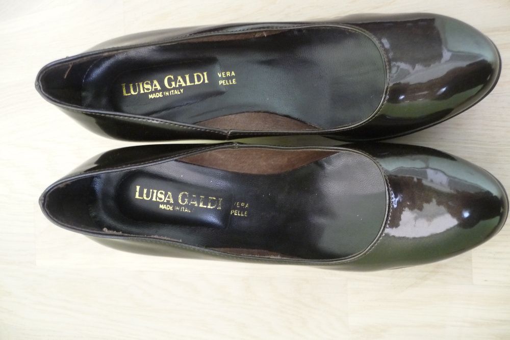 Женские туфли лакированные на танкетке 38,5 39 Vera Pelle Италия