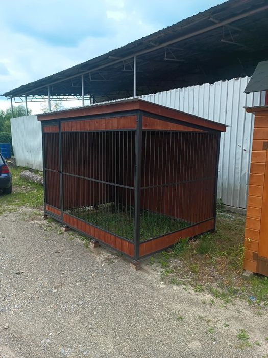 Вольєр для собаки