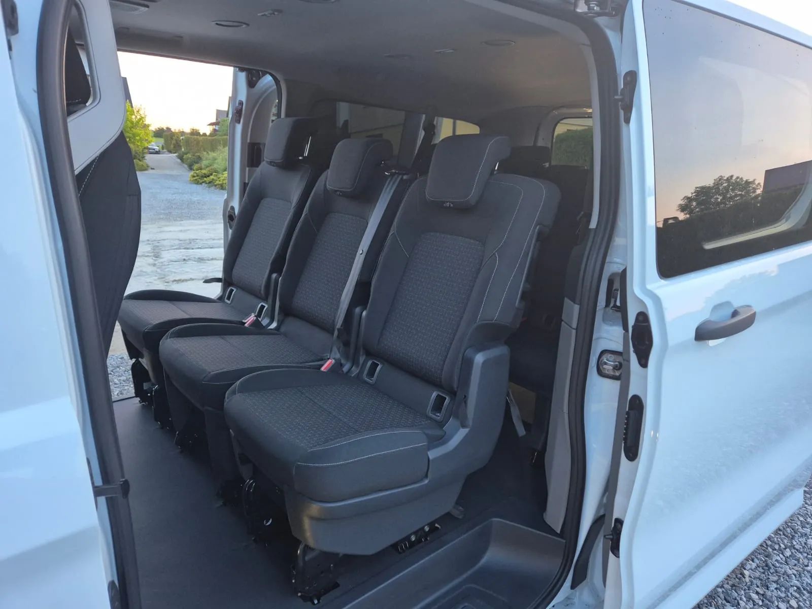 Ford Transit Custom L2H1 Long 2.0 Titanium 8 osób Full Led Virtual 2xdrzwi 2xKlima kamer !