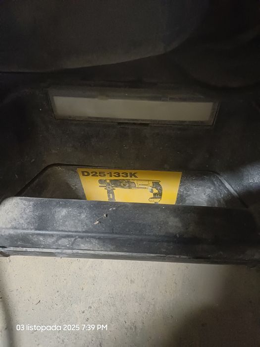 Młotowiertarka udarowa d25133k