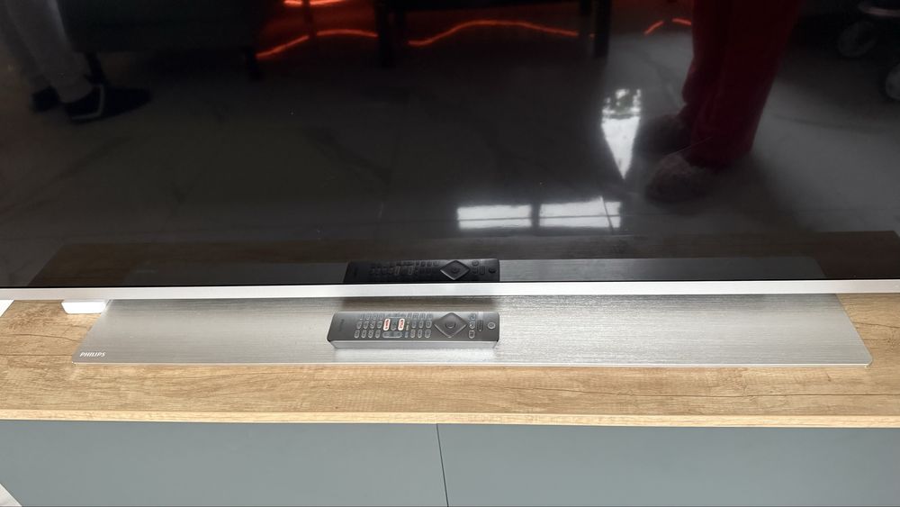 Телевізор на запчастини philips 75 діагональ