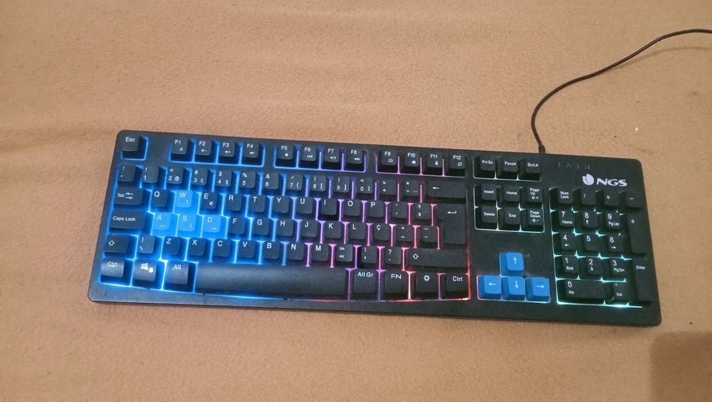 Teclado gamer para jogar e para trabalhar