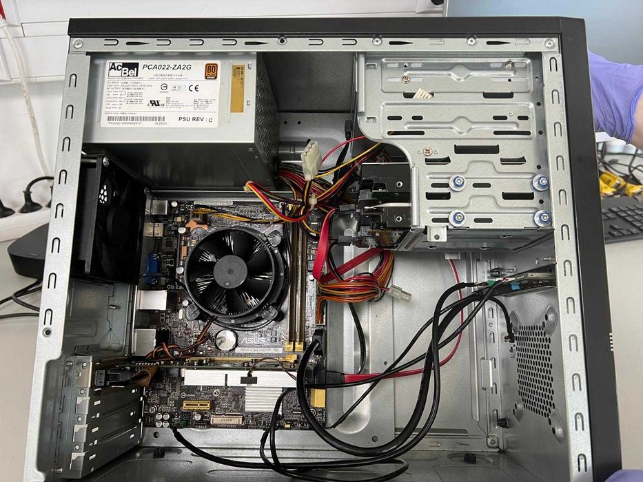 Desktop Asus Intel i5, 6GB RAM, 1.5TB HDD, GPU Dedicada