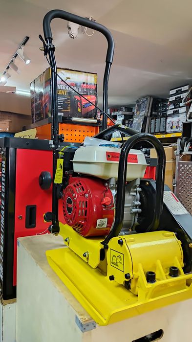 Placa vibratória a gasolina 192cc Nova