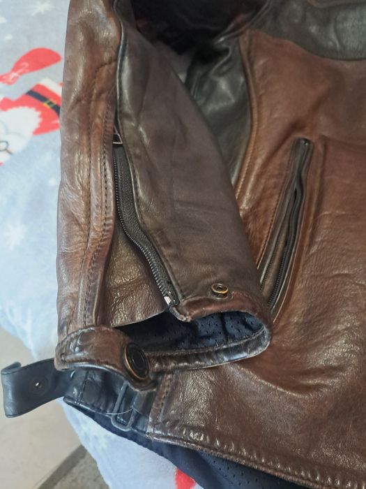 Blusão Dainese castanho n°52 tamanho