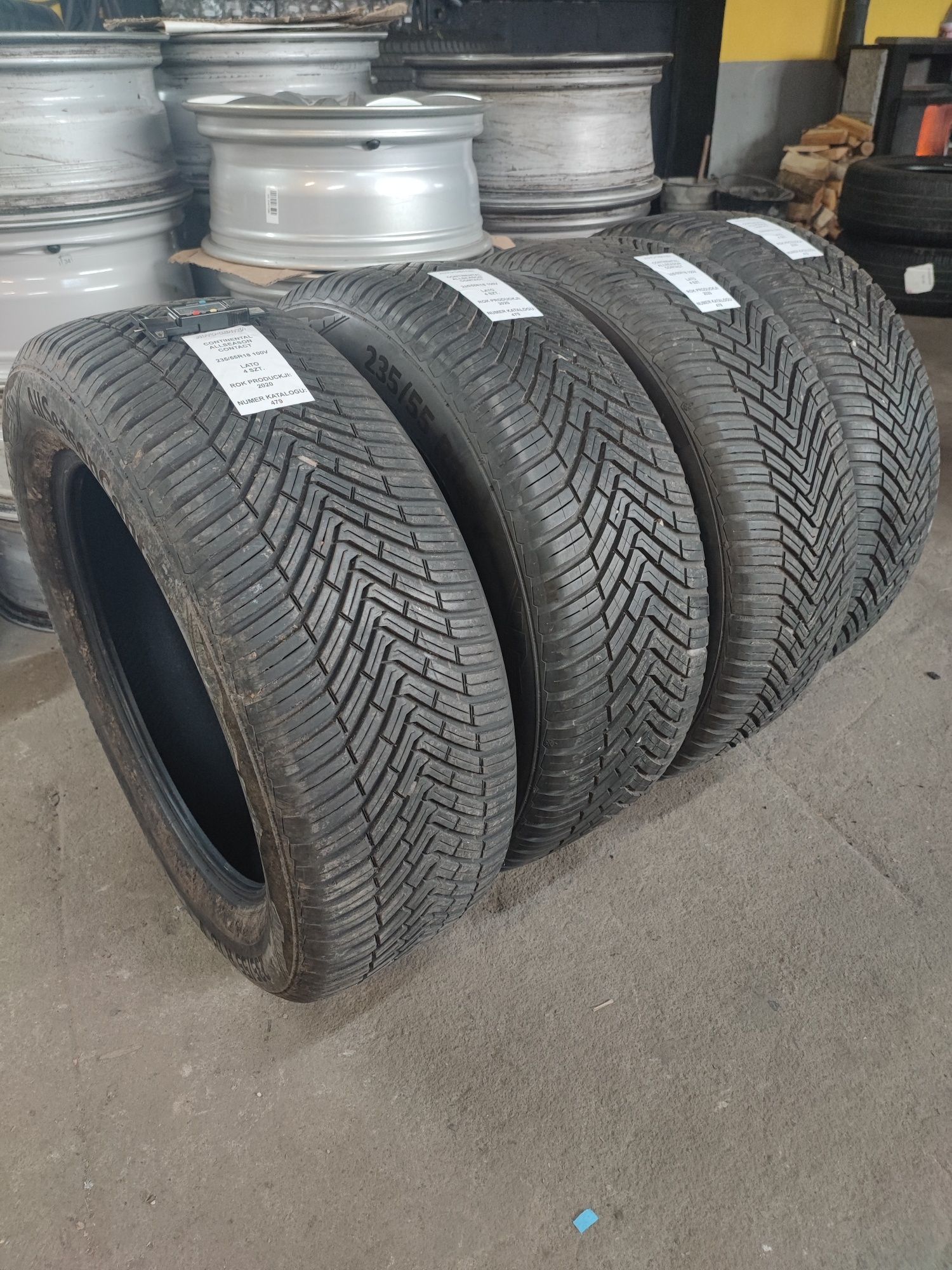 Opony całoroczne 235/55R18 100V Continental Allseason Contact 2020r