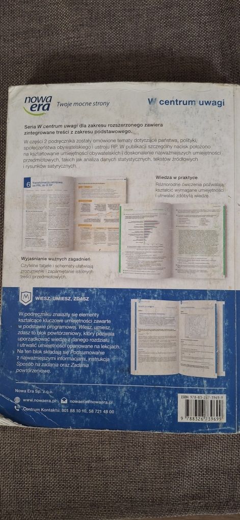 W centrum uwagi zakres rozszerzony  2