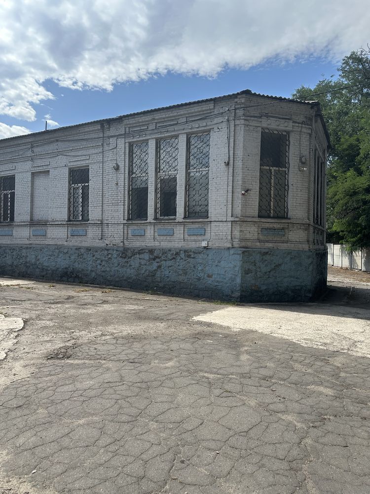Продам здание, Центр города.