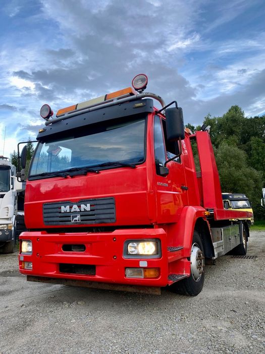 MAN Le l2000 15.280 pomoc drogowa  Laweta man l2000 Platforma hydrauliczna łamana 2x wyciągarka okular