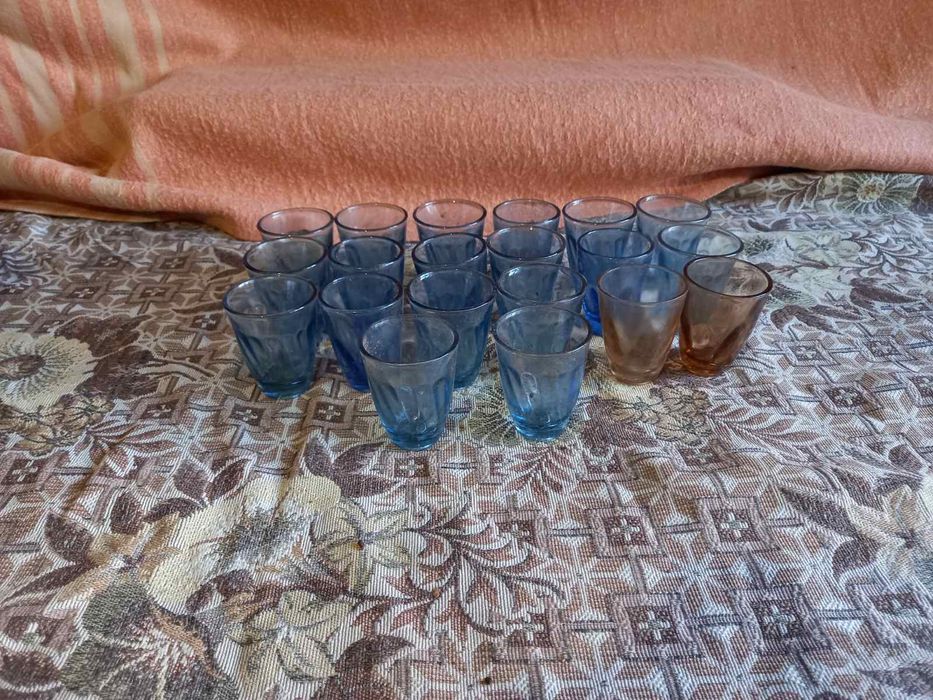 Продам дуже багато посуду в гарному стані