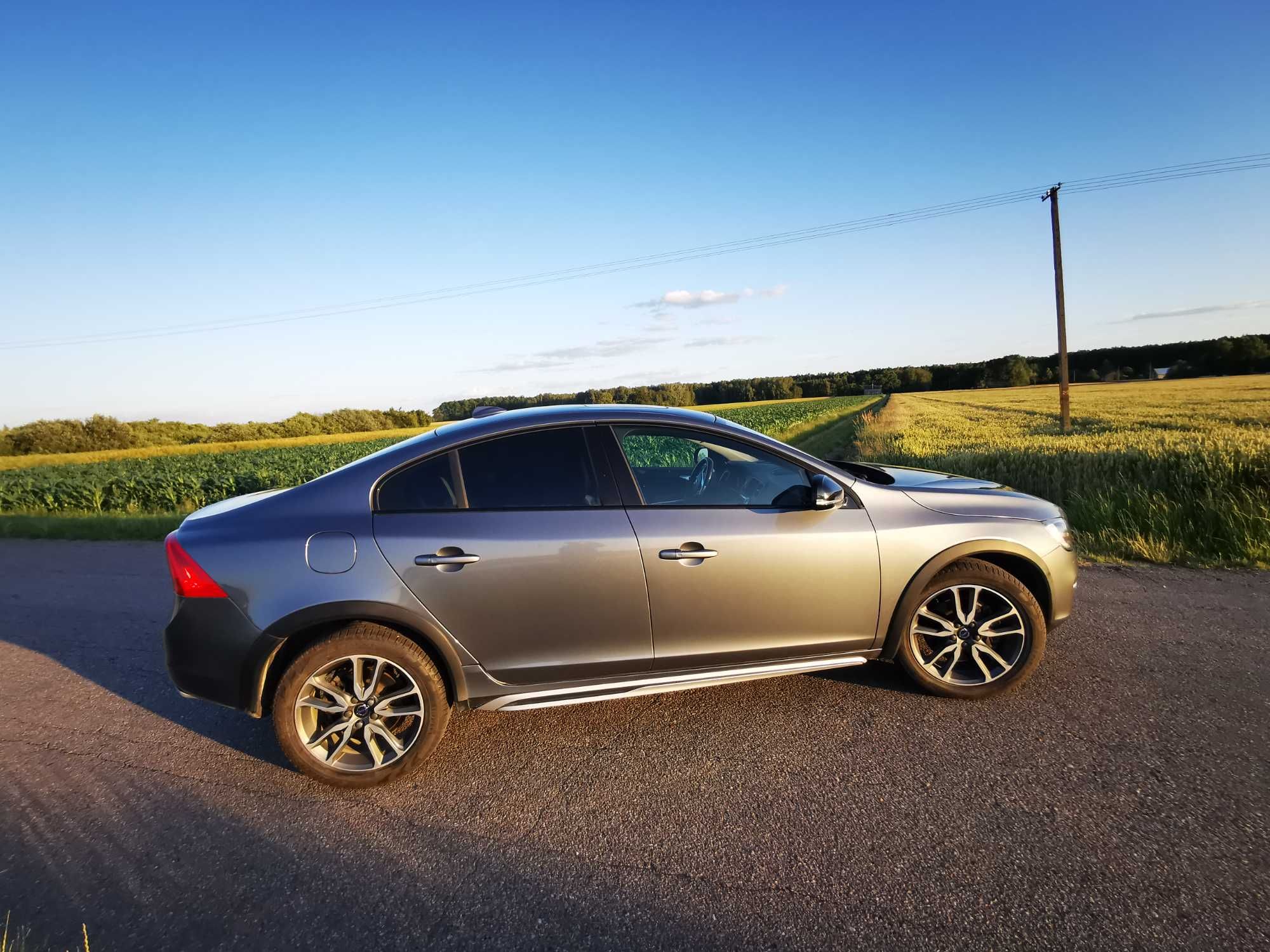 Volvo S60 Cross Country AWD Platinum 68tys km T5 Inscription