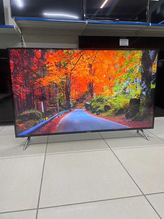 65" 4К UHD Смарт TELEFUNKEN D65V800 з Німеччини