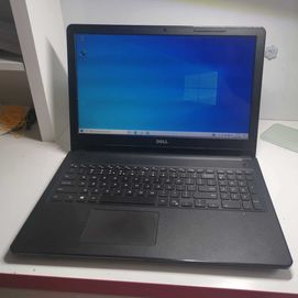 Laptop DELL i3-6006U 16GB 500GB SSD Windows 10