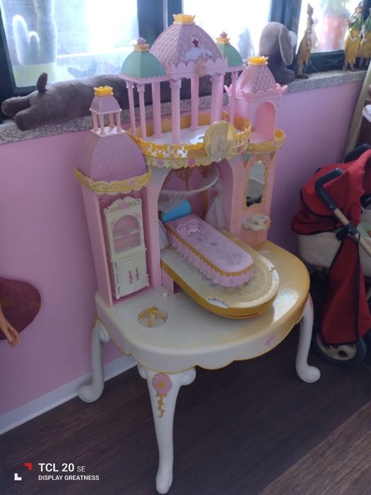 Tocador/Castelo do filme da Barbie "A Princesa da Ilha"