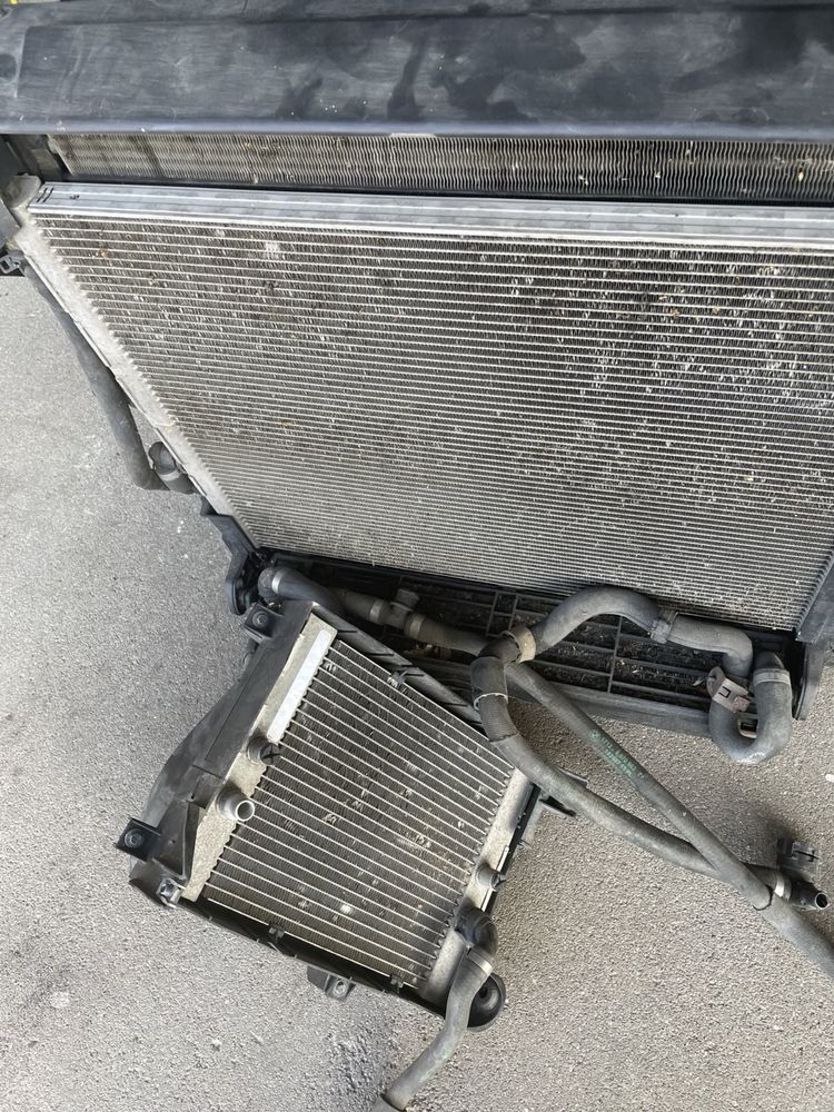 Chlodnice pas BMW X5 X6 F15 F16 3.0D M50D wentylator intercooler klima