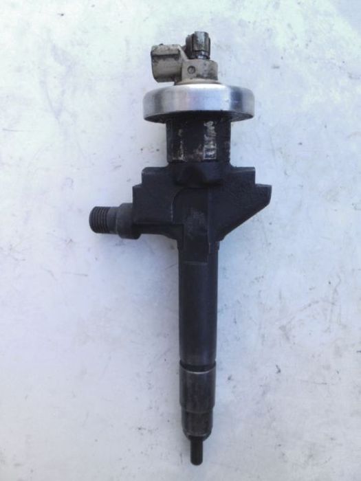 WTRYSK WTRYSKIWACZE MAZDA 6 2.0 CITD 13H50A