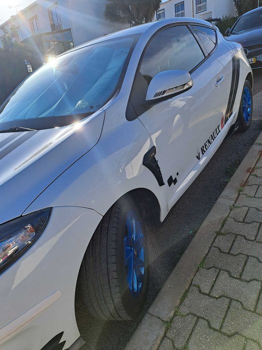 Renault Mégane III coupé comercial